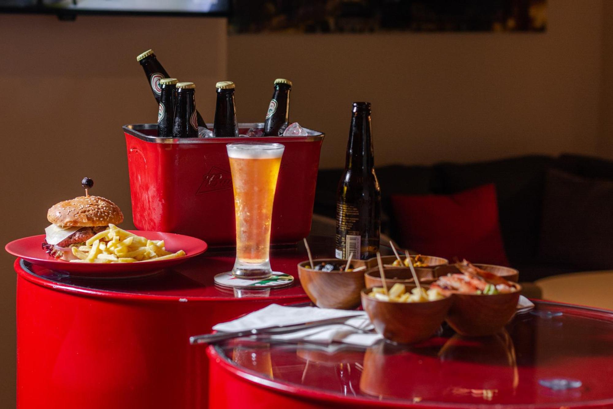 Отель Ibis Casablanca Sidi Maarouf Экстерьер фото