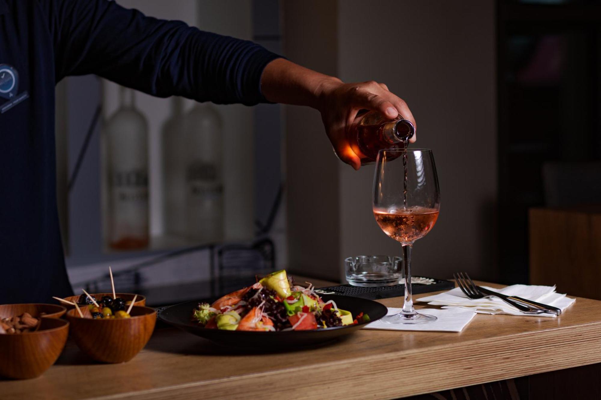 Отель Ibis Casablanca Sidi Maarouf Экстерьер фото